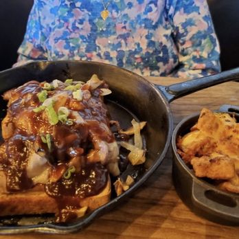 Tipsy Moose Tap & Tavern - Hot roastbeef - Pizza Near Me - Latham, New York