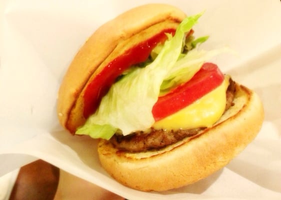 フレッシュネスバーガー Fast Food 北三十三条西5丁目1 1 札幌市 北区 北海道 Japan Restaurant Reviews Phone Number