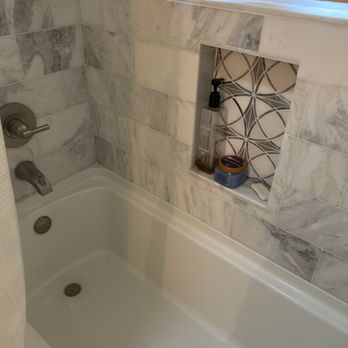 2 Sisters Cleaning Service - Tub is spotless - Home Cleaning Near Me