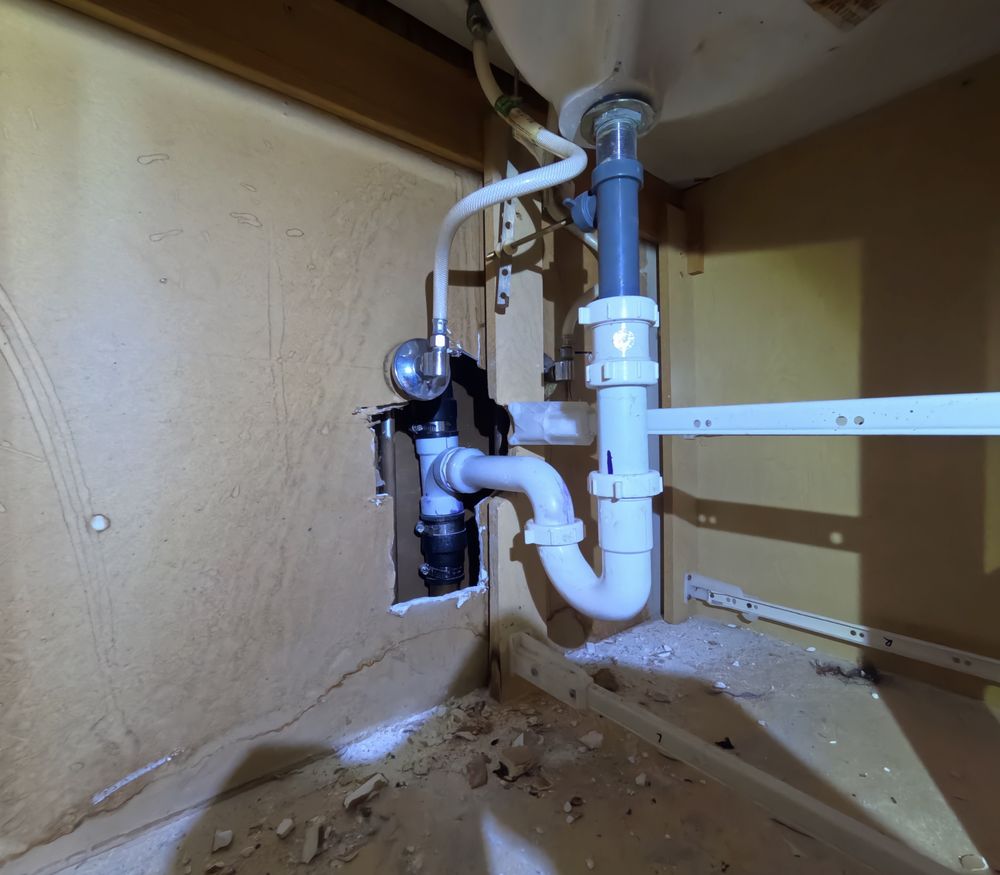 Slide of Cronos Renovations