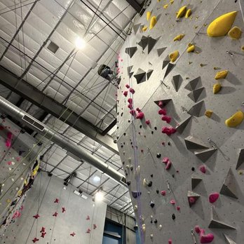 Mesa Rim Climbing Center - Reno - High walls - Rock Climbing Near Me - Reno, Nevada Mesa Rim Climbing Center - Reno - High walls - Rock Climbing Near Me - Reno, Nevada