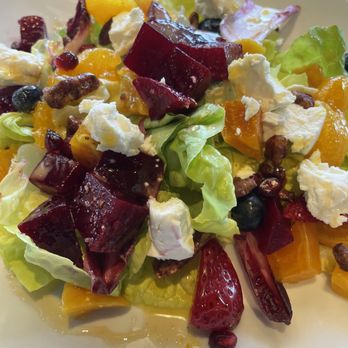 Latitude 34 - Roasted beet salad - New American Near Me - Camarillo, California Latitude 34 - Roasted beet salad - New American Near Me - Camarillo, California