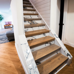 Quick Countertop and Cabinets - A exclusive and personalized stair with porcelain? You don't need to wake up because it's not a dream, it's reality.