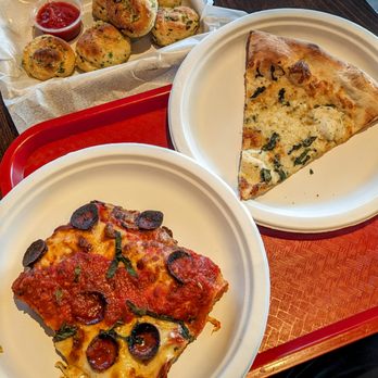 What Up Dough Pizza - The Hot Boy & Walter White slices, & Deez Knotz - Pizza Near Me - Burbank, California