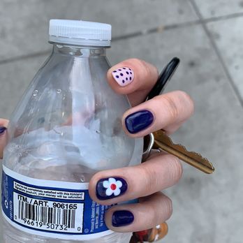 Zero 2 Nail Spa - No chip + design - Nail Salons Near Me - Chicago, Illinois