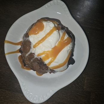 Willows & Pine - Peach and cream bread pudding - Cajun/Creole Near Me - Oakland, California
