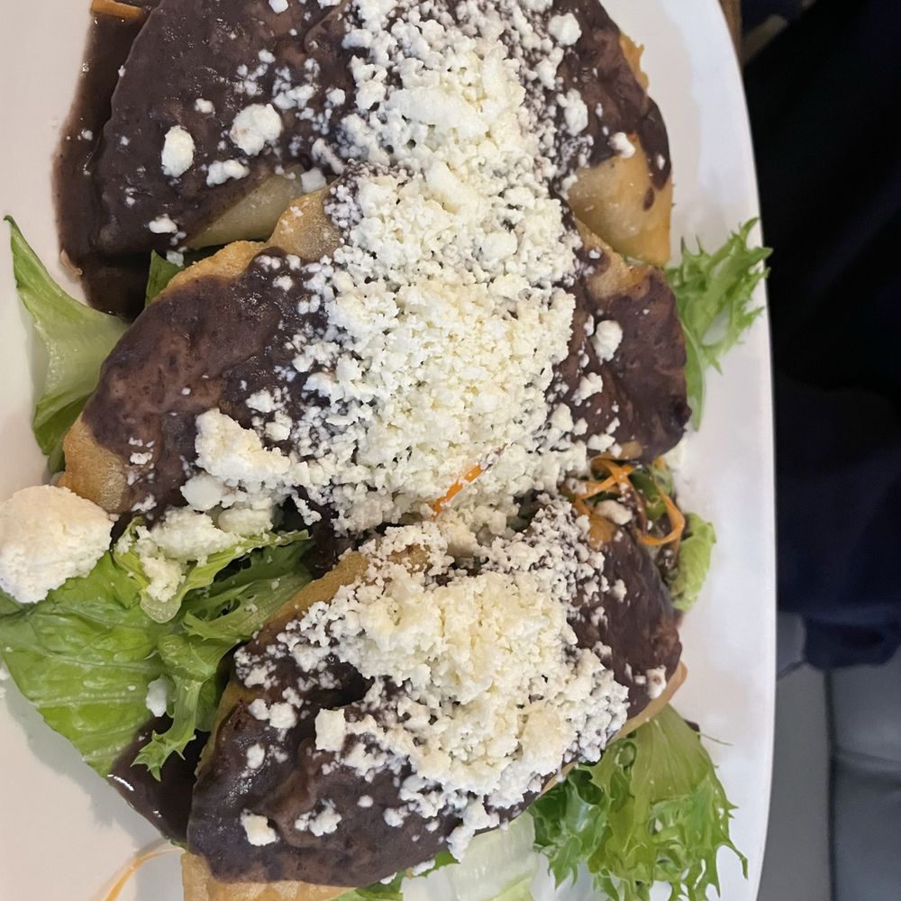 Quesadillas Oaxaqueas Quesadillas Oaxaqueas