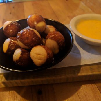 The Stable - Buckeyes - Bars Near Me - Pendleton, Indiana