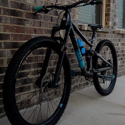Dallas Bike Works - Looking good!