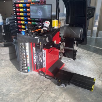 Pure Auto Centers - Brand new force variation balancer!! It makes sure you are riding with no vibration. - Tires Near Me - Yulee, Florida Pure Auto Centers - Brand new force variation balancer!! It makes sure you are riding with no vibration. - Tires Near Me - Yulee, Florida