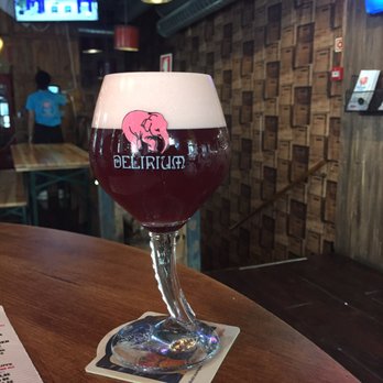 Delirium Tremens - Beer Bar Near Me - Lisbon, 11