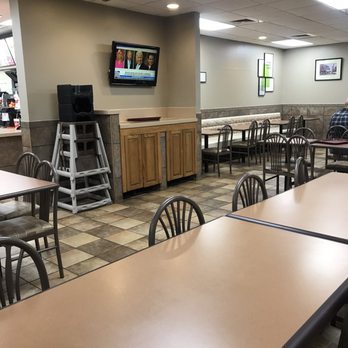 Jack's Family Restaurant - Like they they have a TV. - Burgers Near Me - Alabaster, Alabama