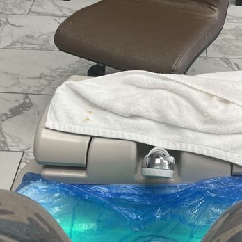 Vanity Nails - Dirty towel - Nail Salons Near Me - Marina, California Vanity Nails - Dirty towel - Nail Salons Near Me - Marina, California