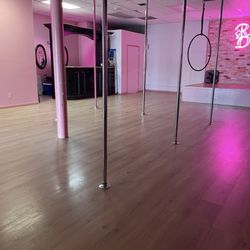 Romance And Dance - Inglewood - Studio
