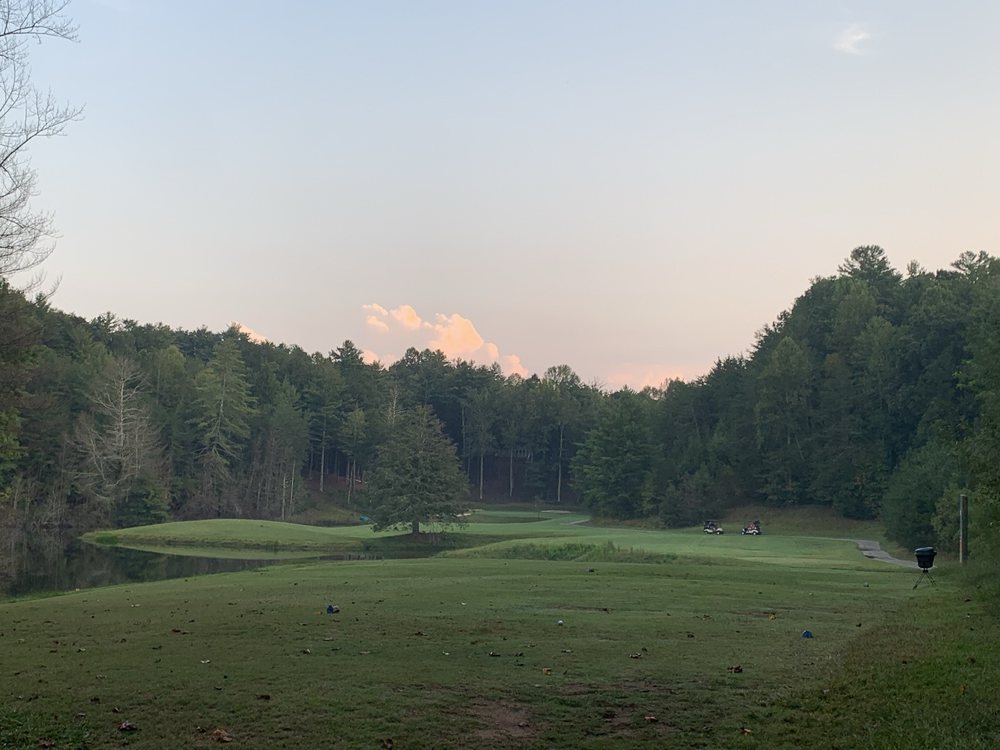 Whitepath Golf Club Logo