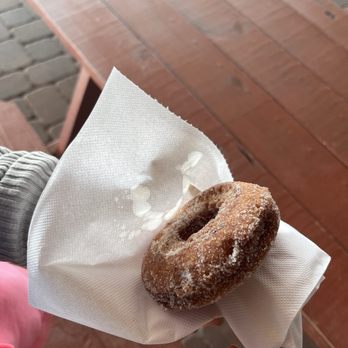Southern Hill Farms - Strawberry donut - Fruits & Veggies Near Me - Clermont, Florida Southern Hill Farms - Strawberry donut - Fruits & Veggies Near Me - Clermont, Florida