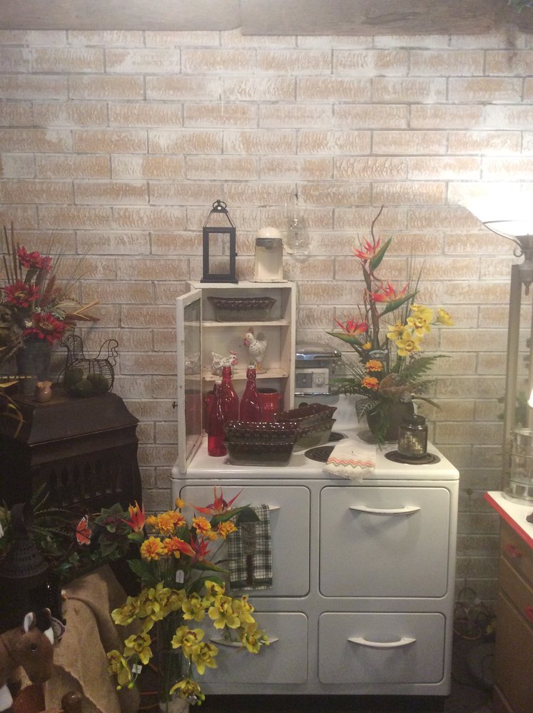 JUDY’S FLOWERS & GIFTS 19 Photos & 12 Reviews Florists 4015 W 3rd