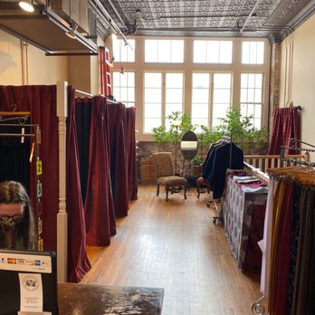 Southern Charm - Dressing rooms - Jewelry Near Me - Asheville, North Carolina Southern Charm - Dressing rooms - Jewelry Near Me - Asheville, North Carolina