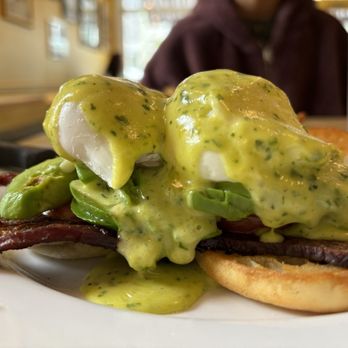 Floyd’s Diner James Bay - American idol - Breakfast & Brunch Near Me - Victoria, British Columbia Floyd’s Diner James Bay - American idol - Breakfast & Brunch Near Me - Victoria, British Columbia