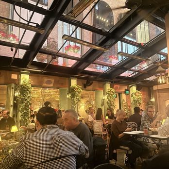 The Hideaway - Steakhouses Near Me - Beverly Hills, California