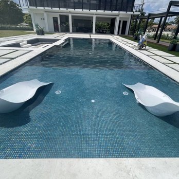 Blue Star Pool - Pool Cleaners Near Me - Miami, Florida