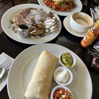 Bea Bea's - Early bite burrito & nutella pancake - Coffee & Tea Near Me - Burbank, California