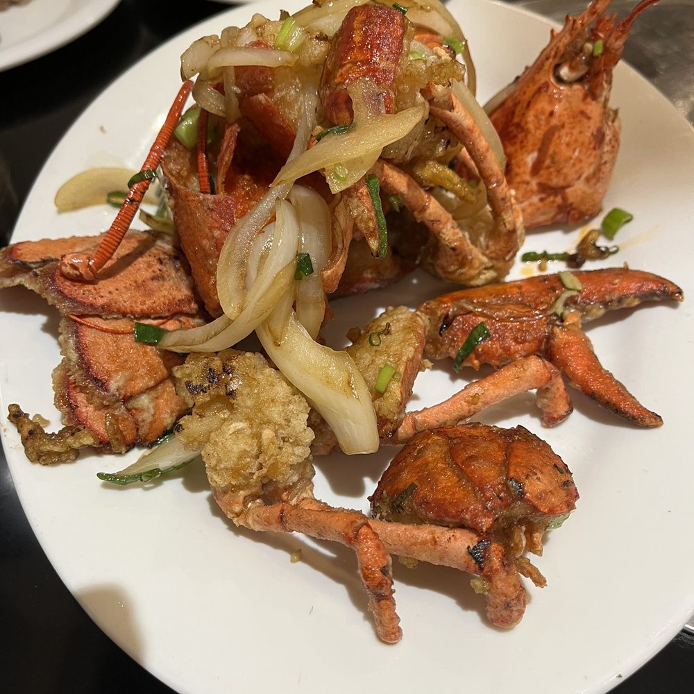 Shine Kitchen - Lobster - Chinese Near Me - Scarborough, Ontario