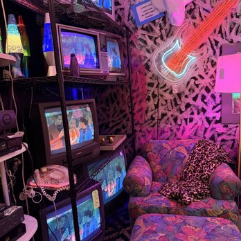 Room 3 Vintage - Like your in Sante Fe at Meow Wolf - Used, Vintage & Consignment Near Me - Oklahoma City, Oklahoma Room 3 Vintage - Like your in Sante Fe at Meow Wolf - Used, Vintage & Consignment Near Me - Oklahoma City, Oklahoma