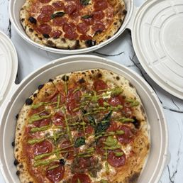 Top Pepperoni Pizza Bottom deluxe pizza