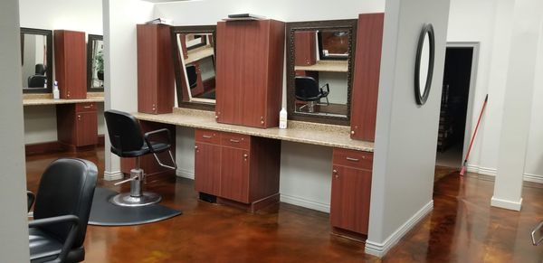 Kutting Edge Salon & Spa