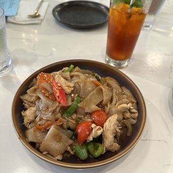 DOK KHAO THAI EATERY - Updated December 2024 - 1783 Photos & 653