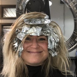 Luxe Salon & Spa - Full foils by Amanda