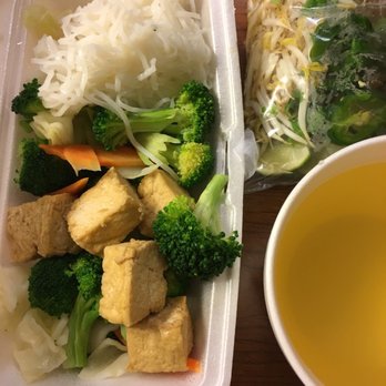 Pho Tre Bien - Veggie rice noodle soup with tofu (to go) - Vietnamese Near Me - El Paso, Texas Pho Tre Bien - Veggie rice noodle soup with tofu (to go) - Vietnamese Near Me - El Paso, Texas