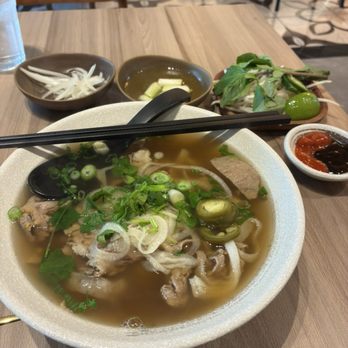 Pho Madame - Pho dac biet, and hanh beo - Vietnamese Near Me - Roseville, California Pho Madame - Pho dac biet, and hanh beo - Vietnamese Near Me - Roseville, California