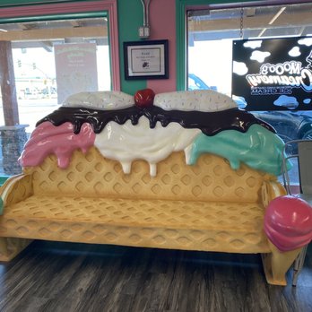 Mooos Creamery - Ice cream couch - Ice Cream & Frozen Yogurt Near Me - Yuma, Arizona Mooos Creamery - Ice cream couch - Ice Cream & Frozen Yogurt Near Me - Yuma, Arizona