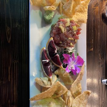 Zest Kitchen & Bar - Tuna tartare - Cocktail Bars Near Me - Port St. Lucie, Florida