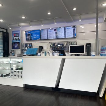 iFixForU - Front desk and prices - Mobile Phone Repair Near Me - Arcadia, California