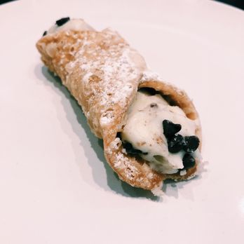 I Tre Mori - Cannoli - Pizza Near Me - Indianapolis, Indiana