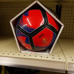 Academy Sports + Outdoors - USA