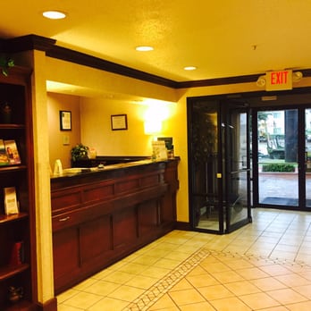 Quality Inn - Entrance - Hotels Near Me - Hillsboro, Texas Quality Inn - Entrance - Hotels Near Me - Hillsboro, Texas