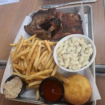 Jimmy E’s Bar + Grill - Bbq plate - American Near Me - Signal Hill, California Jimmy E’s Bar + Grill - Bbq plate - American Near Me - Signal Hill, California