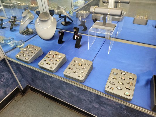 PAWN MAX - Updated June 2026 - 6948 Gall Blvd, Zephyrhills, Florida
