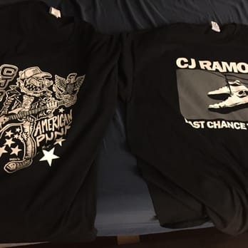 Churchill's - CJ Ramone- awesome show, just ditch the Yankees hat next time - Pubs Near Me - Miami, Florida
