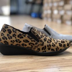 Orleans Shoe - Fashion forward comfort.