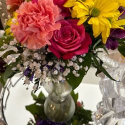 Watson Flower Shops - Fresh arrangement of 5 days ago.. still lovely!!