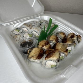 Hiroba Sushi - California roll and Dragon roll - Sushi Bars Near Me - Henderson, Nevada Hiroba Sushi - California roll and Dragon roll - Sushi Bars Near Me - Henderson, Nevada