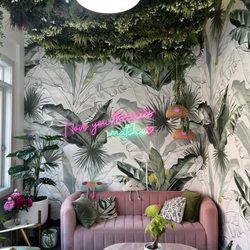 Mochinut Bayshore - Inside foyer