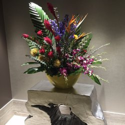 Genes Frederick Florist & Gift Baskets