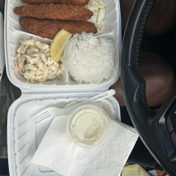 Verna's Drive In - Fish plate with macaroni and rice - Hawaiian Near Me - Hilo, Hawaii Verna's Drive In - Fish plate with macaroni and rice - Hawaiian Near Me - Hilo, Hawaii