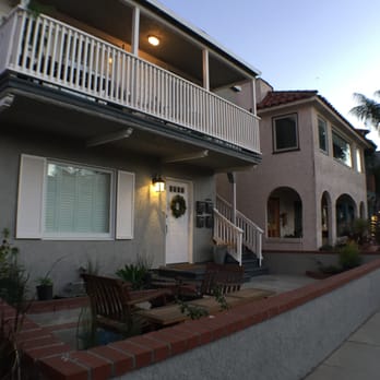 AM Painting - Apartment building in Belmont Shore of Long Beach, CA. - Painters Near Me - Long Beach, California AM Painting - Apartment building in Belmont Shore of Long Beach, CA. - Painters Near Me - Long Beach, California